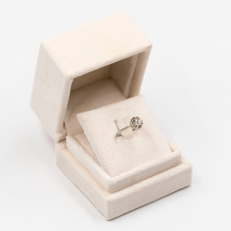 Anello vintage solitario in oro bianco 18k con diamante di taglio vecchio (0,45ct), anni '60