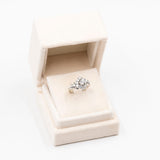 Anello vintage in oro bianco 14k con diamante centrale di 0,45ct e diamanti di contorno (1,20ctw), anni '70