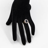 Anello vintage a margherita in oro giallo e bianco 14k con zaffiro (1,50ct) e diamanti (0,70ctw), anni '70