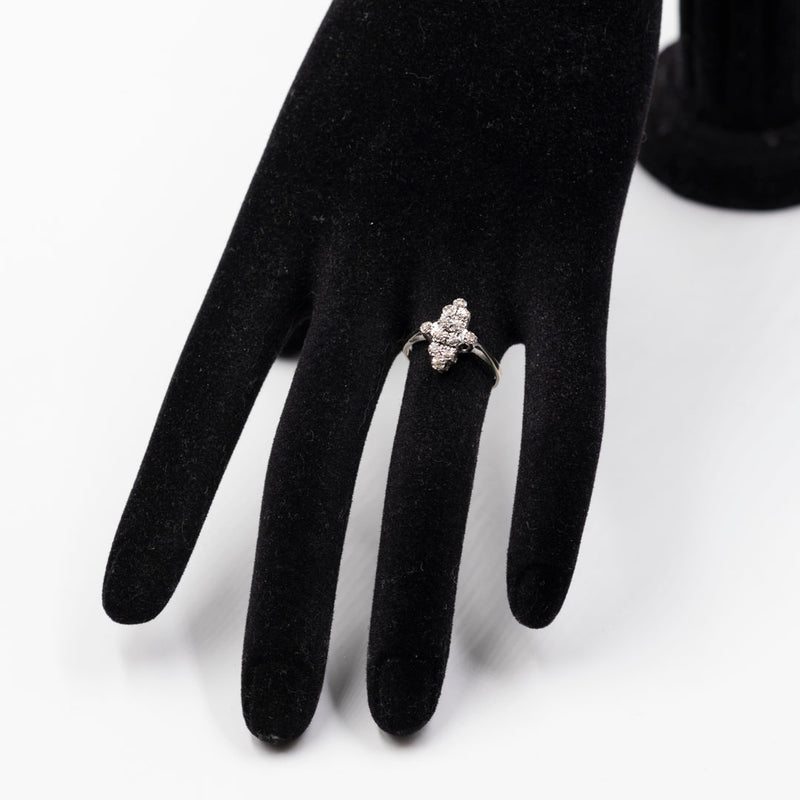 Anello vintage in oro bianco 14K con diamanti (0.12ctw ca.), anni '70