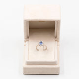 Bague vintage en or blanc 14 carats avec émeraude (environ 0.40 ct) et diamants (environ 0.06 ct au total), années 70