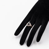 Anello vintage in oro giallo 9k con zaffiro e diamanti