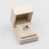 Anello vintage in platino 900 con diamante centrale brown di 1,01ct e contorno di diamanti bianchi (0,32ctw)