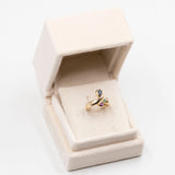 Anello vintage in oro giallo 14k con zaffiro, rubino, smeraldo e diamante. Anni '70