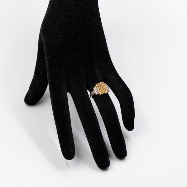 Anello vintage in oro 9k con diamanti bianchi e gialli