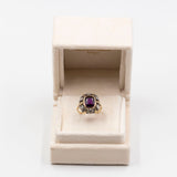 Anello vintage in stile antico in oro giallo 18K e argento con zaffiro porpora sintetico e diamanti di taglio rosetta