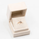 Anello antico solitario in oro giallo 14k e diamante di taglio vecchio (0,38ct), primi del'900