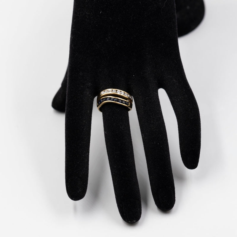 Anello vintage in oro giallo 18K con diamanti (0.40ctw ca.) e zaffiri, anni '60