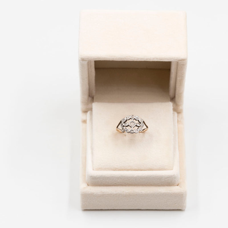 Anello antico in oro giallo 14k e argento con rosette, primi del '900