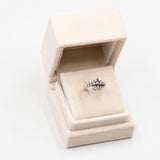 Anel vintage estilo contrarier em ouro branco 18k com diamantes (1 ct no total), década de 70.