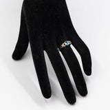 Anillo vintage de oro blanco de 9 quilates con topacio y diamantes