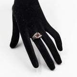 Anello vintage in oro bianco 14k con granato rosso (1ct) e diamanti (0,50ctw), anni '70