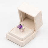 Bague vintage en or blanc 18 carats avec améthyste (environ 7 ct) et diamants taille brillant (environ 0.50 ct), années 70