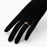 Anello vintage in oro giallo 18k con zaffiri, rubini e diamanti(0,10ct). Anni '70