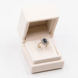 Vintage-Gänseblümchen-Ring aus 14-karätigem Weißgold mit Saphir (2.3 ct) und Diamanten (0.75 ctw), 60er Jahre