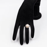 Anello vintage in oro bianco 18k con perla e diamanti (0,74ctw), anni '60