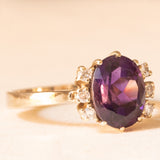 Anello vintage in oro giallo 14K con ametista (2.60ct ca.) e diamanti di taglio brillante (0.12ctw ca.), anni ‘70