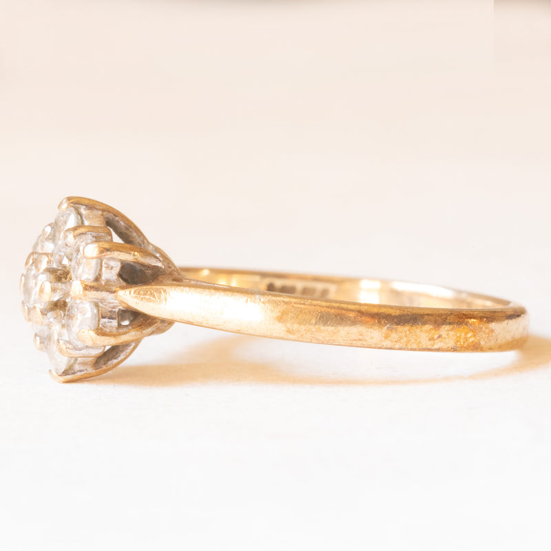 Anello a fiore in oro giallo 9K con diamanti di taglio brillante (0.40ctw ca.), anni ‘60