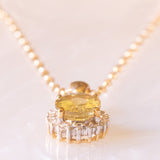 Collana vintage con catenina in oro giallo 9K e con ciondolo a margherita in oro giallo e bianco 9K con quarzo citrino (1.50ct ca.) e diamanti (0.10ctw ca.)