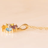 Vintage-Halskette mit Kette aus 9-karätigem Gelbgold und Blumenanhänger aus 9-karätigem Gelbgold mit farbigen Steinen im Herzschliff und Diamanten