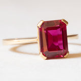 Vintage Ring aus 18 Karat Gelbgold mit synthetischem Rubin (ca. 2.70 ct), 60er Jahre