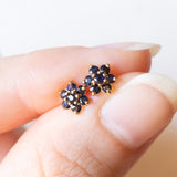 Vintage-Blumenohrringe aus 9-karätigem Gelbgold mit Saphiren