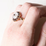 Vintage Gänseblümchenring aus 8 Karat Gelbgold mit Granaten und Bergkristall, 60er Jahre