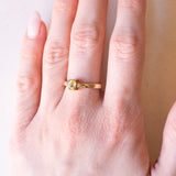 Vintage 9K Gelbgold Trilogie Ring mit Peridot (ca. 0.29ct) und weißem Topas, 60er/70er Jahre