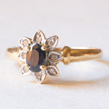 Vintage-Gänseblümchenring aus 18-karätigem Gelb- und Weißgold mit Saphiren (ca. 0.50 ct) und Diamanten (ca. 0.04 ctw), 60er Jahre