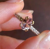 Vintage-Ring aus 9-karätigem Gelb- und Weißgold mit Morganit (ca. 0.60 ct) und weißen Zirkonen, 70er/80er Jahre