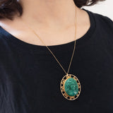 Vintage-Anhänger/Brosche aus 18 Karat Gelbgold mit Malachit-Kamee, 60er Jahre