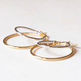 Винтажные двойные серьги-кольца из 18-каратного желтого и белого золота, 70–80-е гг.