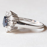 Vintage-Gänseblümchen-Ring aus 18-karätigem Weißgold mit Saphir (ca. 1.20 ct) und Diamanten im Brillantschliff (ca. 1.20 ctw), 60er Jahre