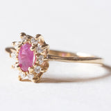 Vintage-Gänseblümchen-Ring aus 14-karätigem Gelbgold mit Rubinen (ca. 0.30 ct) und Diamanten (ca. 0.10 ctw), 70er Jahre