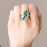Vintage-Ring aus 18-karätigem Weißgold mit Diamanten (ca. 2 Karat) und Smaragd (ca. 1.90 Karat), 70er Jahre