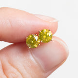 Vintage-Lichtpunkt-Ohrringe aus 9-karätigem Gelbgold mit gelben Diamanten (natürlich behandelt)