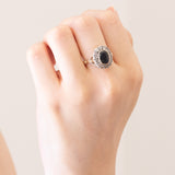 Vintage-Gänseblümchenring aus 18-karätigem Gelbgold und Silber mit Saphir (ca. 2 ct) und Diamanten im Brillantschliff (ca. 0.42 ctw), 50er/60er Jahre