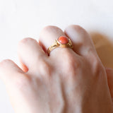 Ägyptischer Vintage-Ring aus 18 Karat Gelbgold mit orangefarbenen Korallen und Papyrusblättern, 80er Jahre