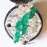 Vintage-Ring aus 18-karätigem Weißgold mit Diamanten (ca. 2 Karat) und Smaragd (ca. 1.90 Karat), 70er Jahre