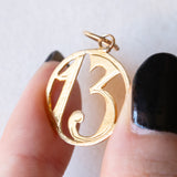 Vintage Glücksbringer Nummer 13 aus 18 Karat Gelbgold, 50er Jahre