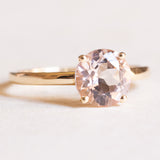 Vintage-Solitär aus 14-karätigem Gelbgold mit rosa Morganit (ca. 1.60 ct), 70er Jahre