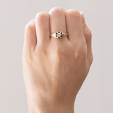 Antiker Solitär aus 18 Karat Gelbgold mit altem Diamanten im Minenschliff (ca. 0.22 ct), Anfang des 900. Jahrhunderts