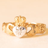 Anello Claddagh vintage in oro giallo e bianco 9K con cubic zirconia e con motivi celtici