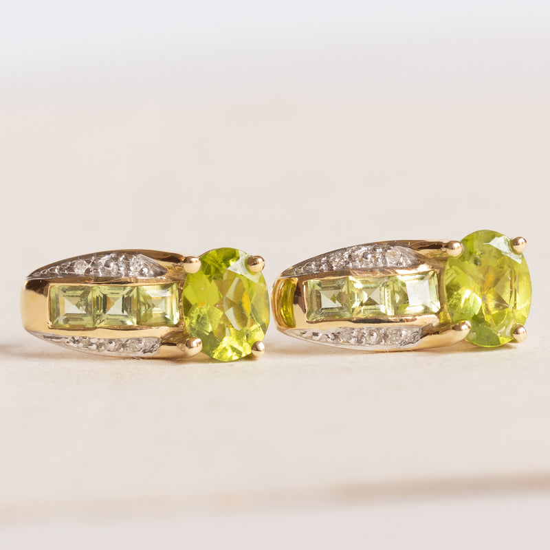Orecchini vintage in oro giallo e in oro bianco 14K con peridoti (2.90ctw ca.) e diamanti, anni '70/'80