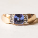 Vintage-Ring aus 9K Gelb- und Weißgold mit Tansanit (ca. 0.80 ct) und Diamanten, 70er/80er Jahre