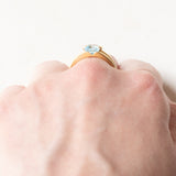 Vintage-Ring aus 18-karätigem Gelbgold mit blauem Topas im Prinzessschliff, 70er Jahre