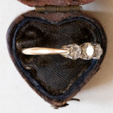 Antike 18-karätige Gelbgold- und Platin-Diamanttrilogie im Alteuropäischen Schliff (ca. 0.47 ctw), 10er/20er Jahre