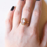 Vintage-Ring aus 18 Karat Gelbgold mit blauem Stein, 50er/60er Jahre