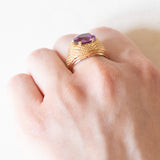 Vintage-Ring aus 18-karätigem Gelbgold mit violettem Saphir (ca. 3 Karat), 70er Jahre