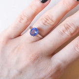 Vintage-Solitärring aus 18 Karat Weißgold mit Iolith (ca. 1.70 ct), 80er Jahre